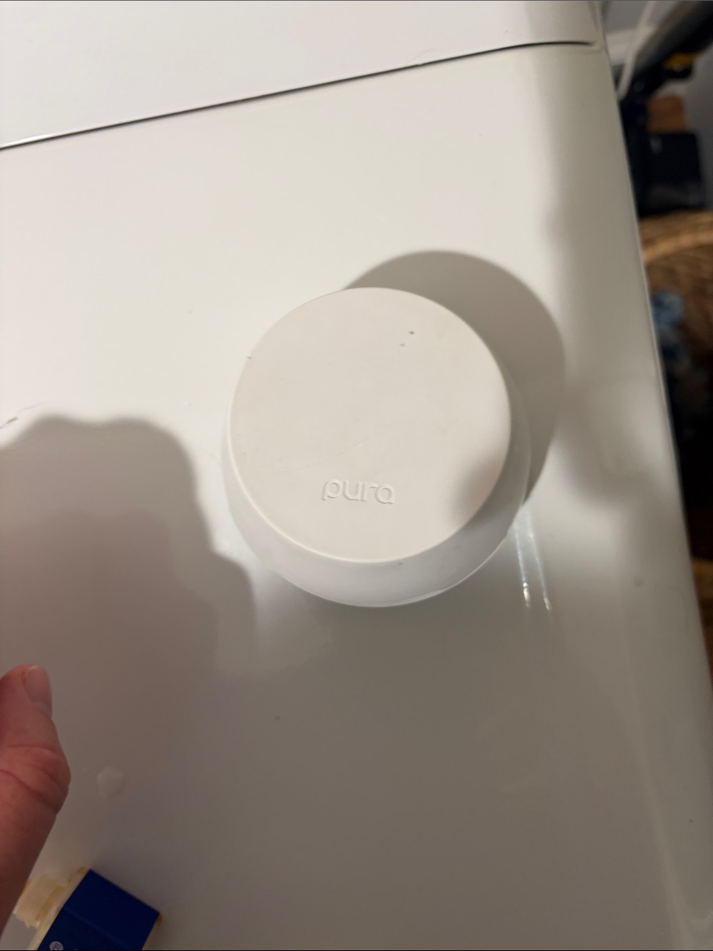 Pura White Smart Fragrance Pod Holder